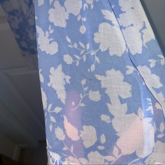 Disney Dress Size Small Blue White Floral Alice in Wonderland‎  Floral Lace - Picture 15 of 15